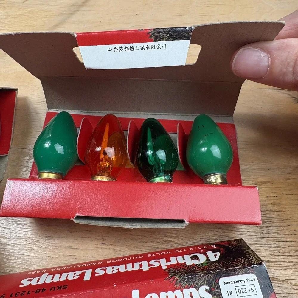 Lot of 6 Vintage NOS Montogomery Ward C7 1/2 Outdoor Christmas 24 Light Bulbs